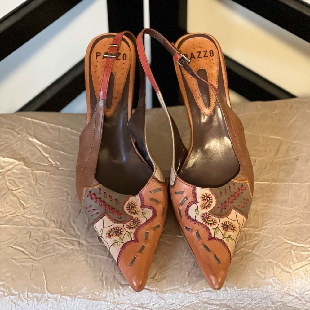 PAZZO Embroidered Vintage-Look Slingback Heels—Size 10M